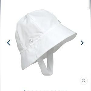 The Beaufort Bonnet Company White Beaufort Bucket Hat Sz M (9-24M)